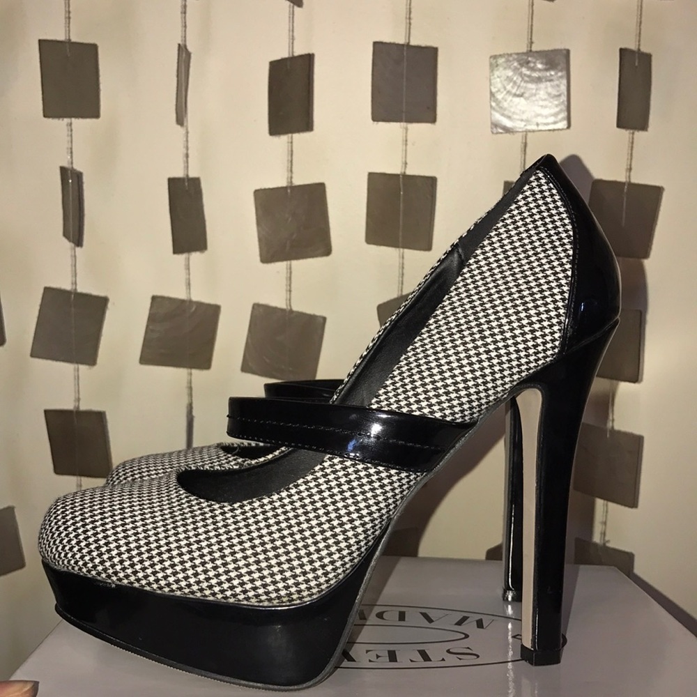 Houndstooth Steve Madden heels